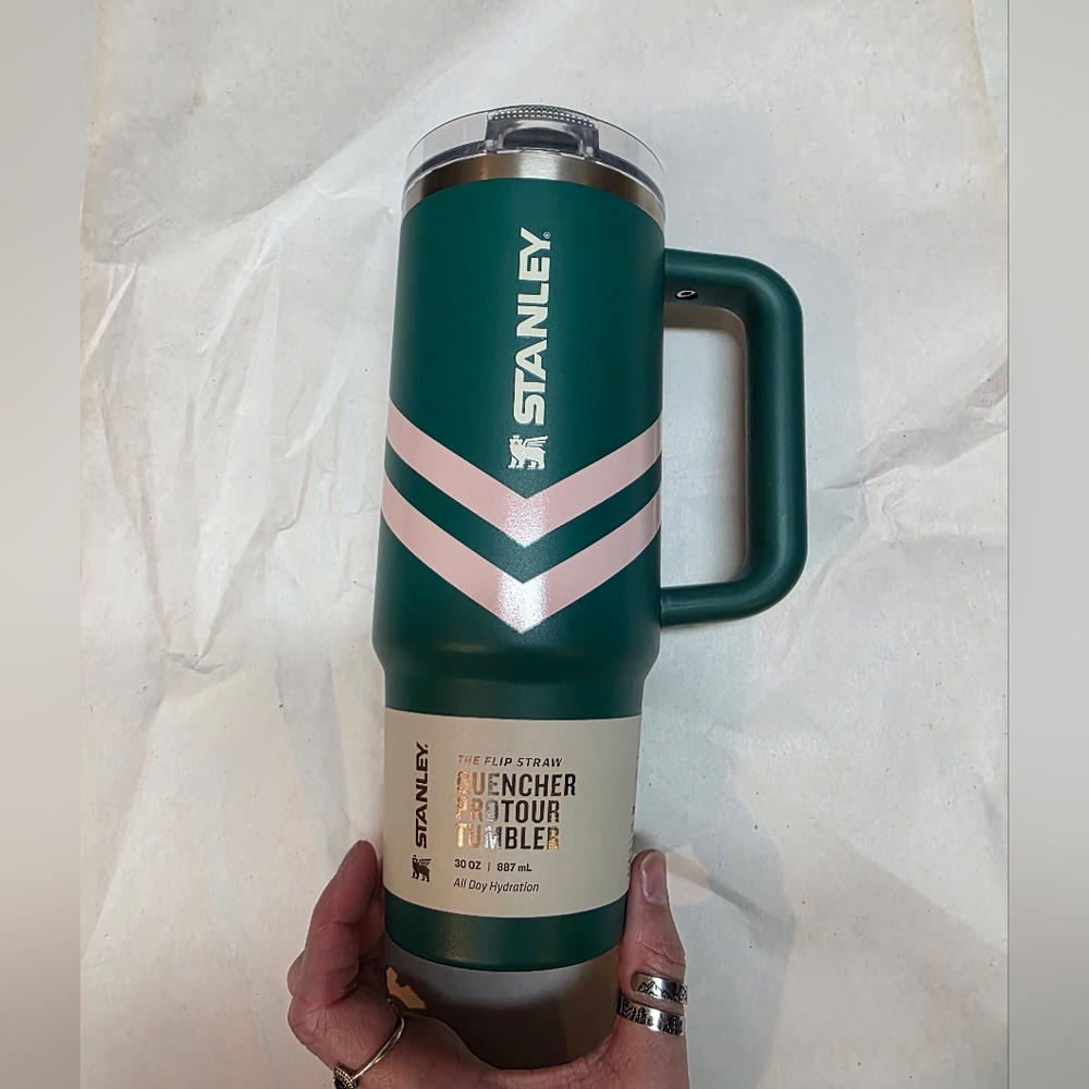 Stanley Protour Tumbler 30 Oz. - Emerald Chevron | NWT